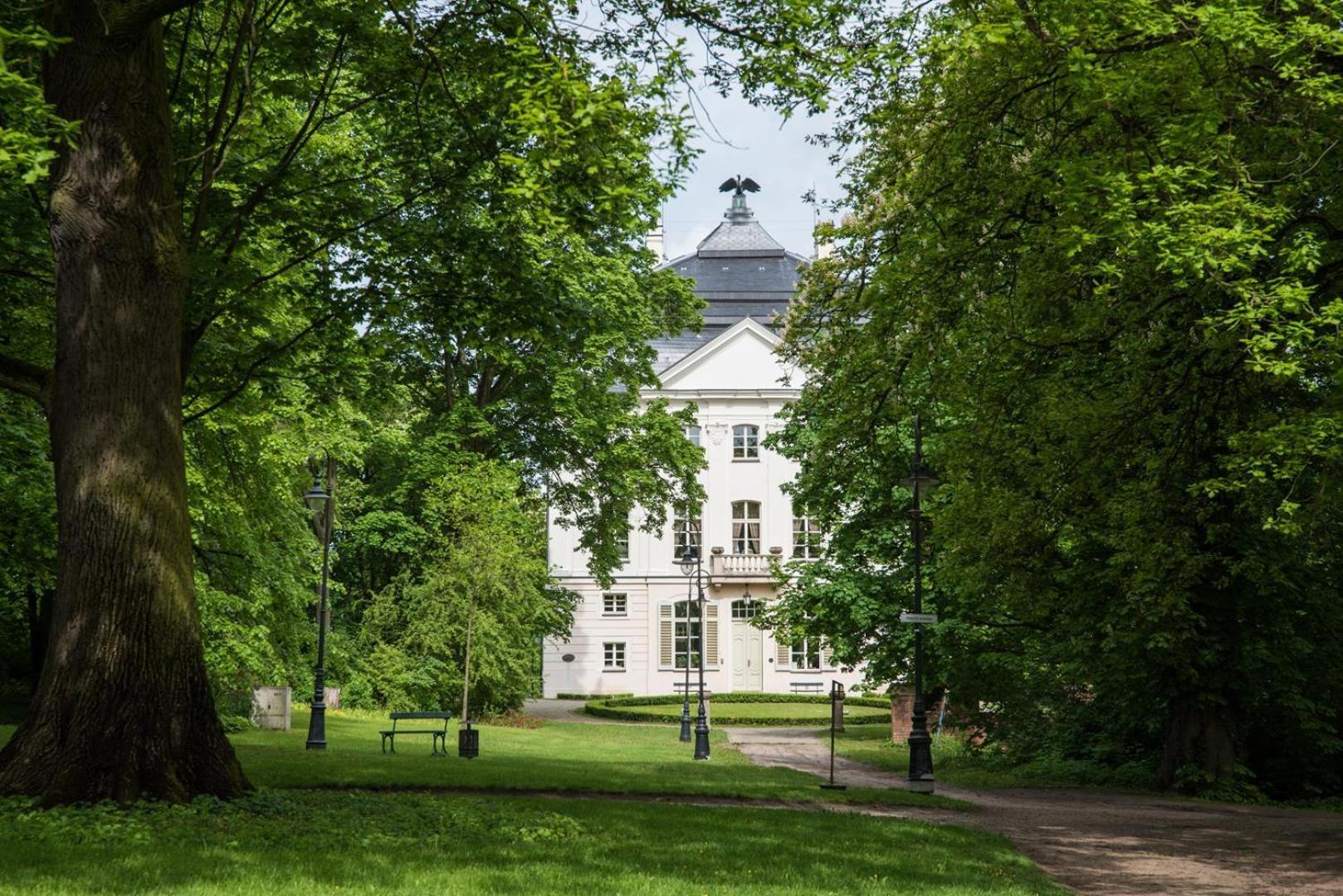 Zespol Palacowo-Parkowy W Ostromecku Ostromecko Exterior foto